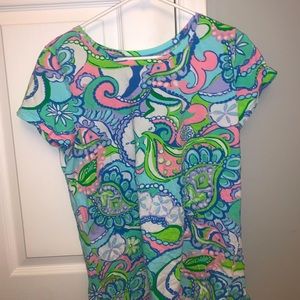 Comfy Lilly Pulitzer Tes